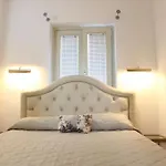 Minisuite F-house Vicino Al Duomo Di * Salerno