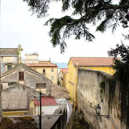 Minisuite F-house Vicino Al Duomo Di Salerno